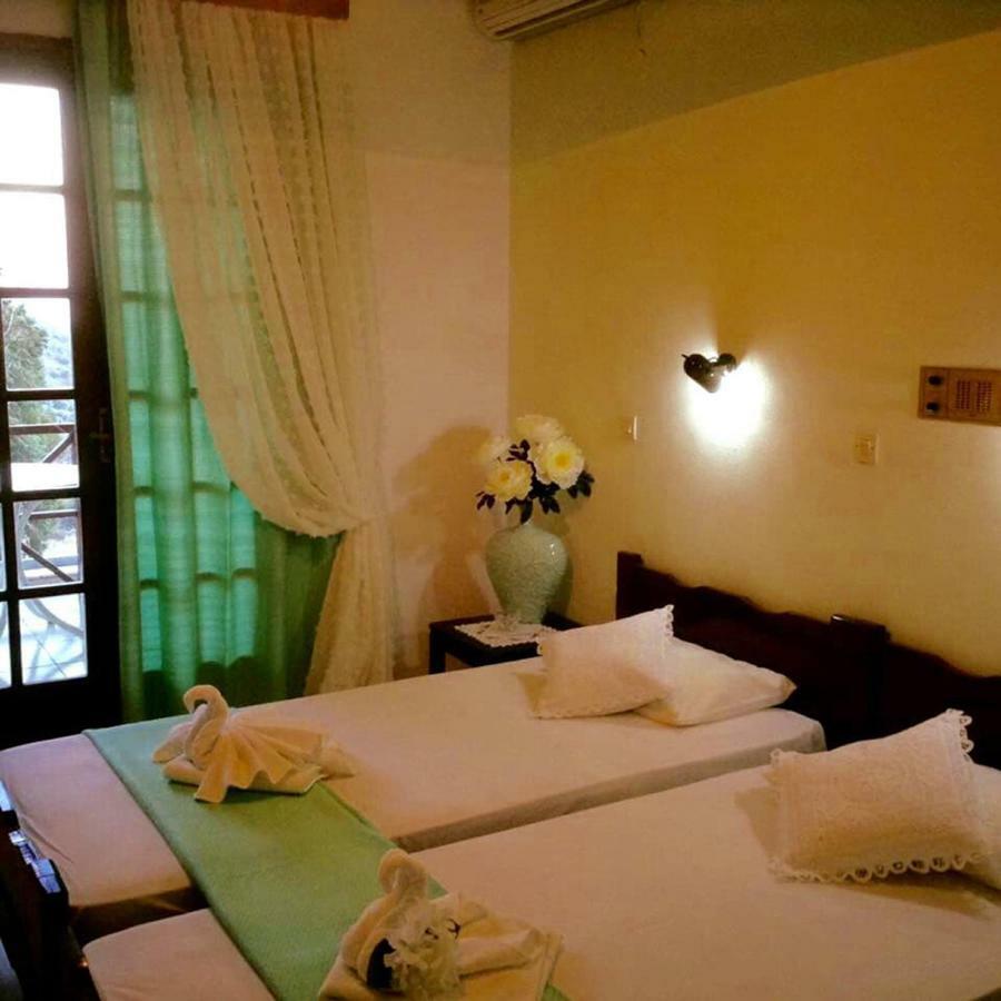 Saint George Hotel Rodákino Kültér fotó